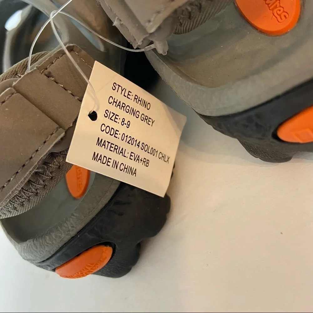 Sole Creatures Rhino Charging Grey Sandals Boys Size 8-9 NWT Outdoor Trail Water
